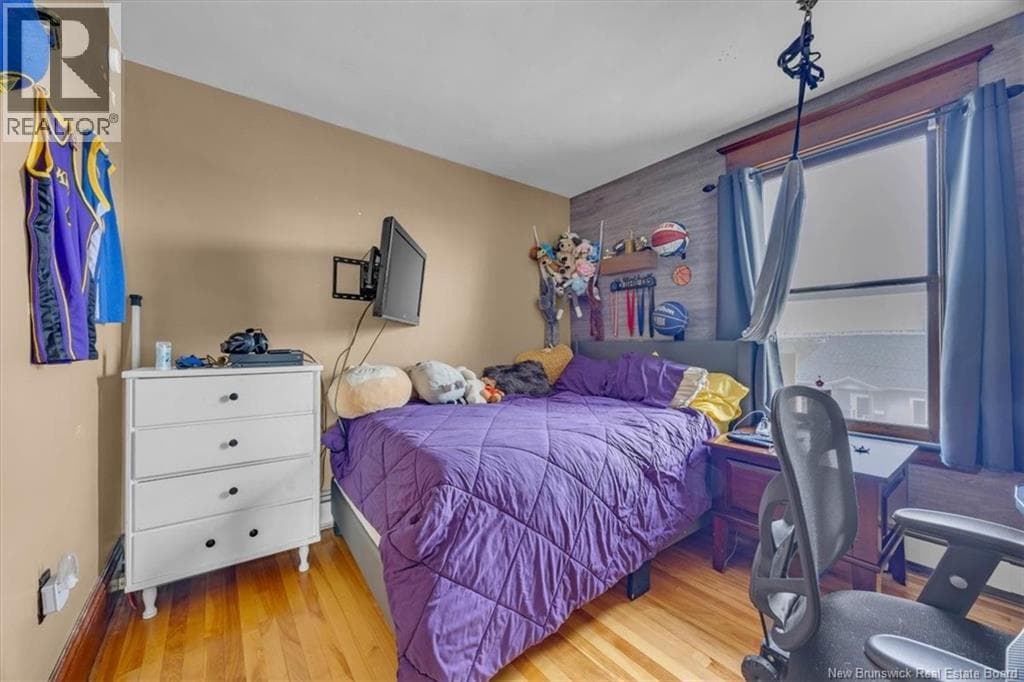360 Riverview Drive, photo 13