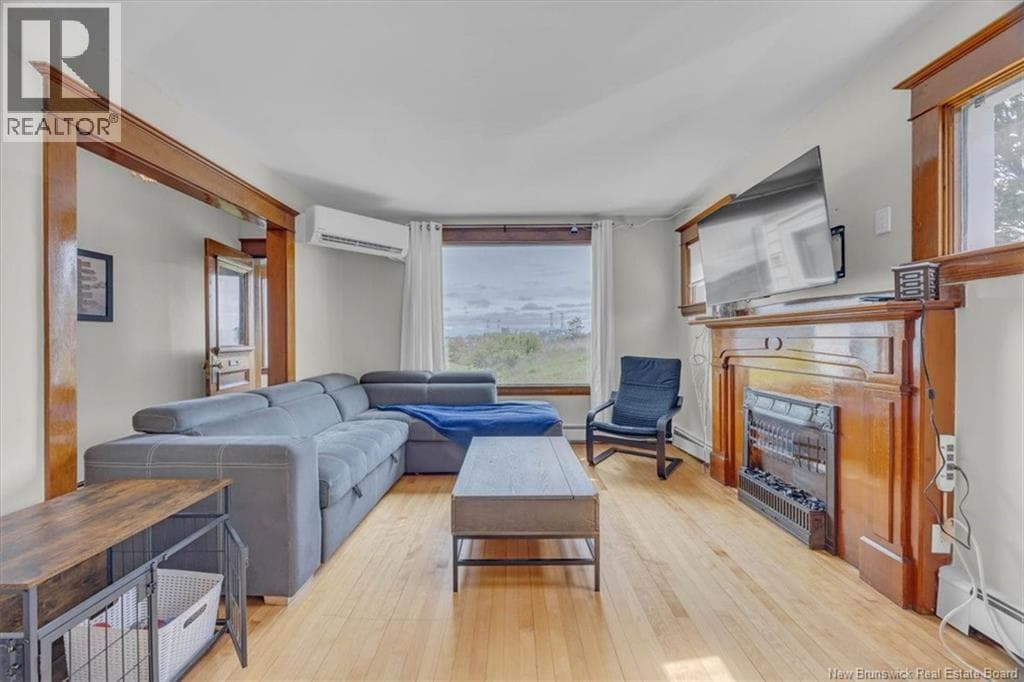 360 Riverview Drive, photo 18