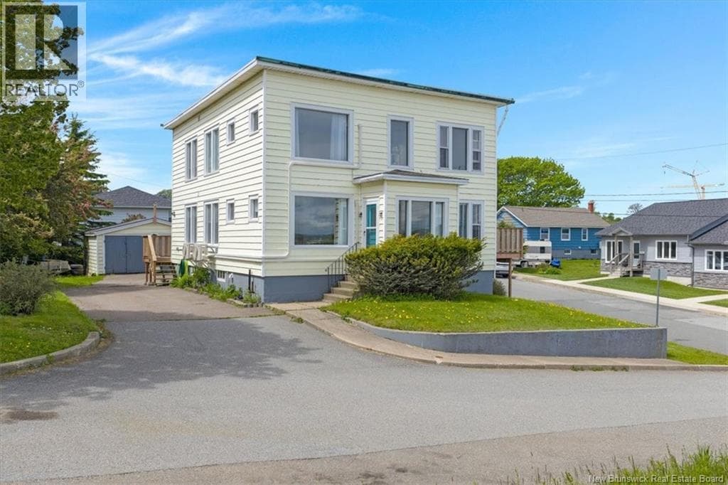 360 Riverview Drive, photo 25