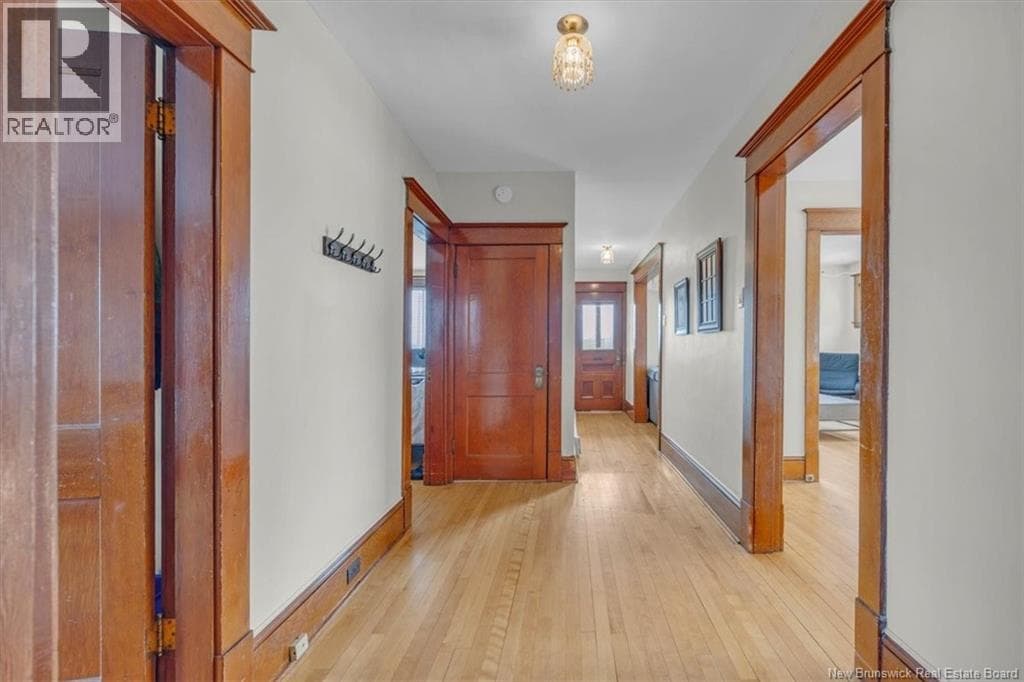 360 Riverview Drive, photo 9