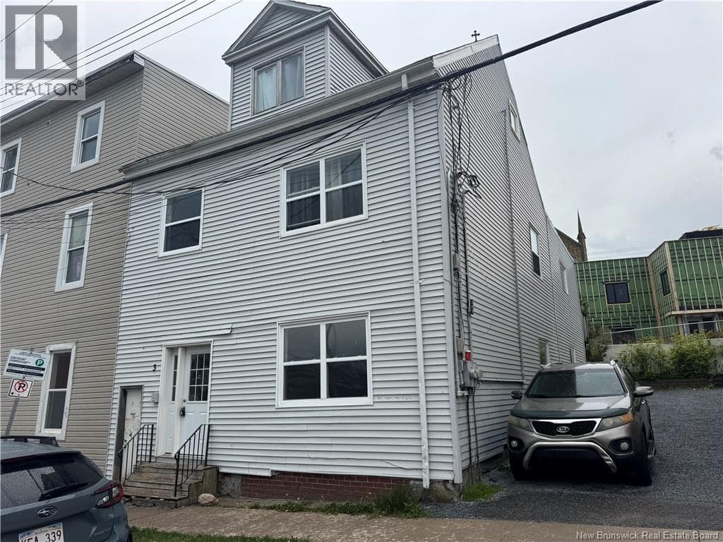 3 Exmouth Street