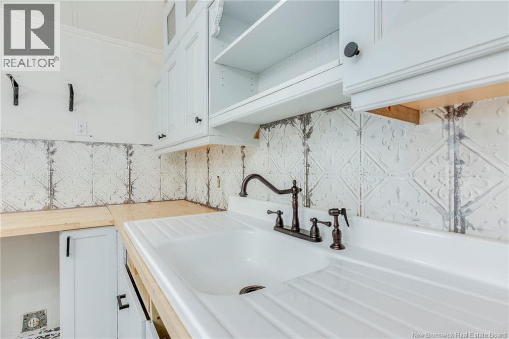 3276 Red Head Road, photo 9