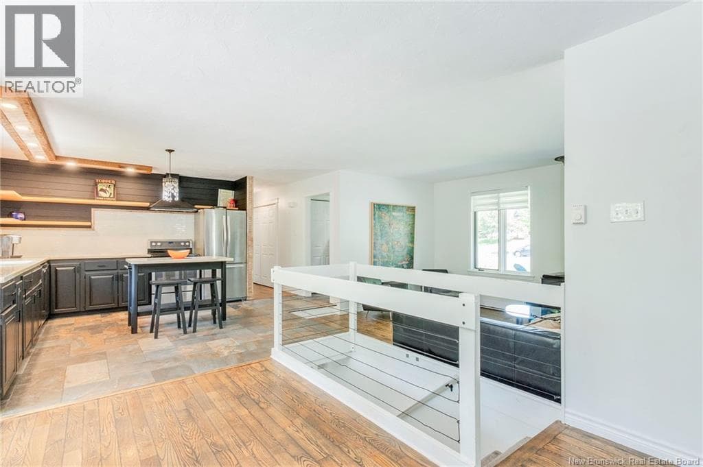 10 Eydie Drive, photo 11