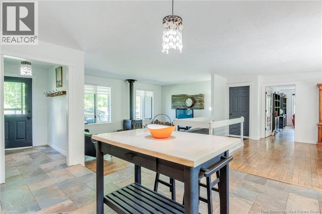 10 Eydie Drive, photo 13