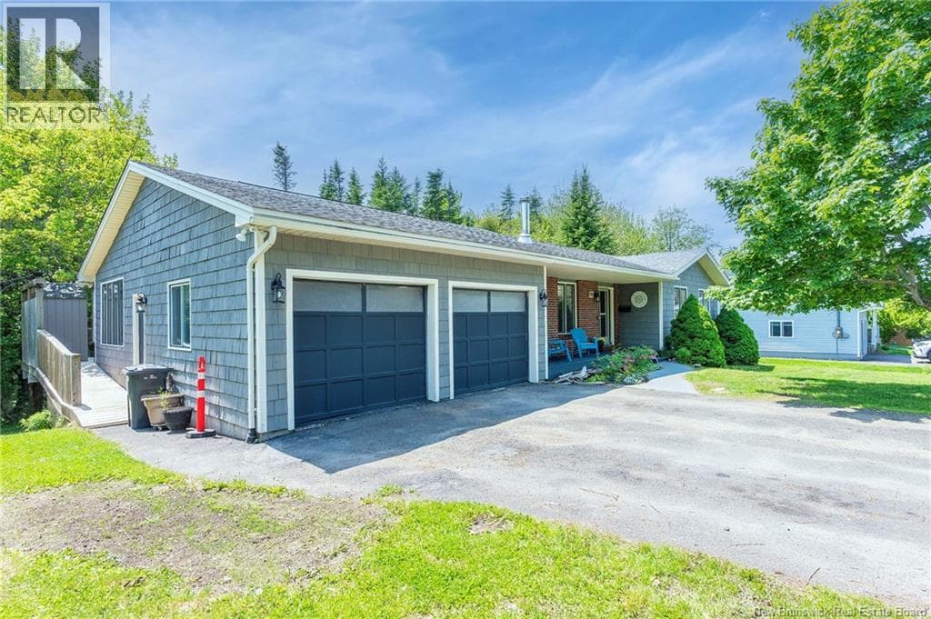 10 Eydie Drive, photo 2