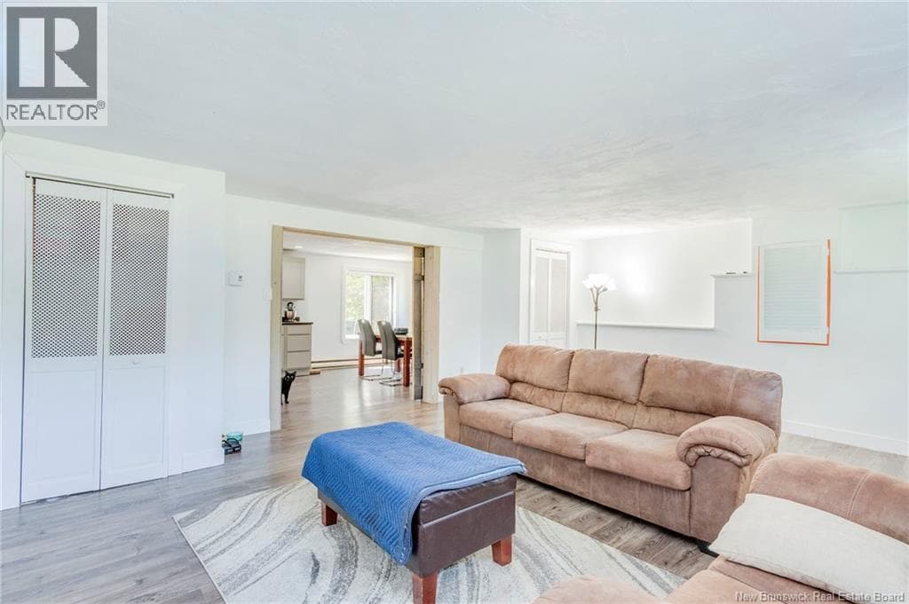 10 Eydie Drive, photo 32