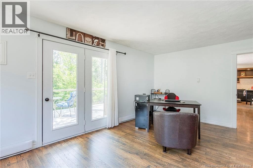 10 Eydie Drive, photo 8