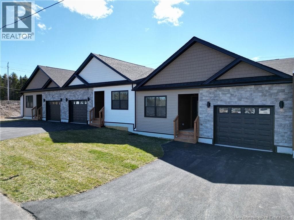 2-290 Colonel Nase Boulevard Unit# 107, photo 32