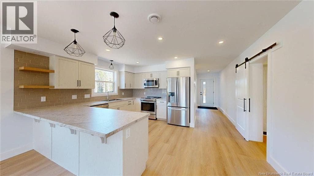 2-290 Colonel Nase Boulevard Unit# 107, photo 6