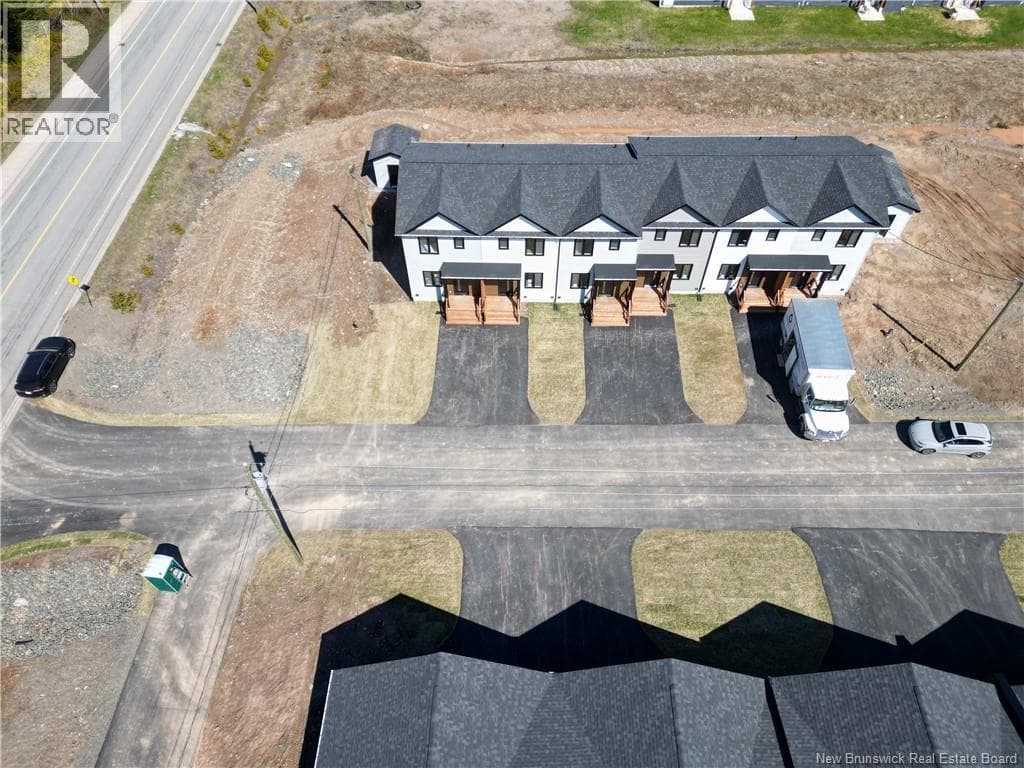 1-290 Colonel Nase Boulevard Unit# 101, photo 27
