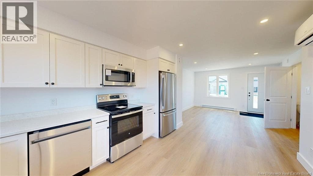 3-290 Colonel Nase Boulevard Unit# 102, photo 7
