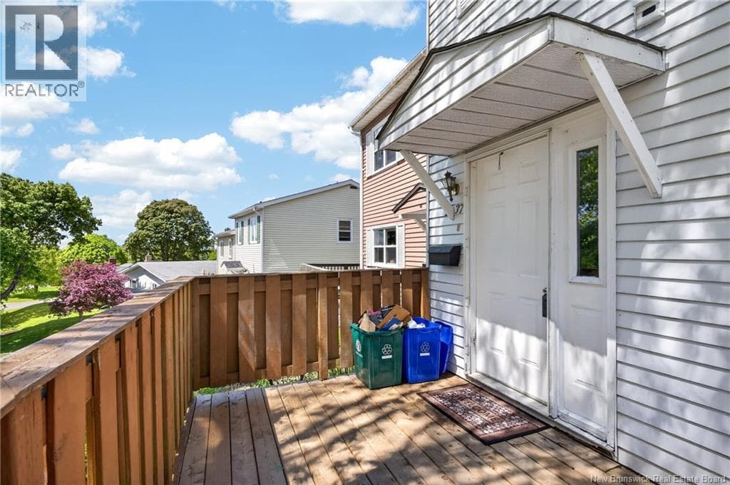 2437 Candace Street, photo 4