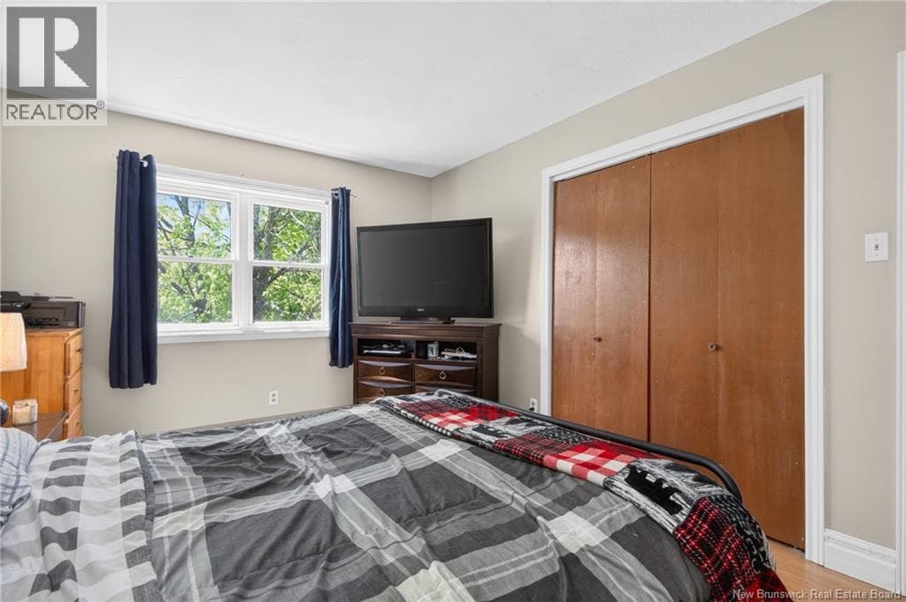 2437 Candace Street, photo 22