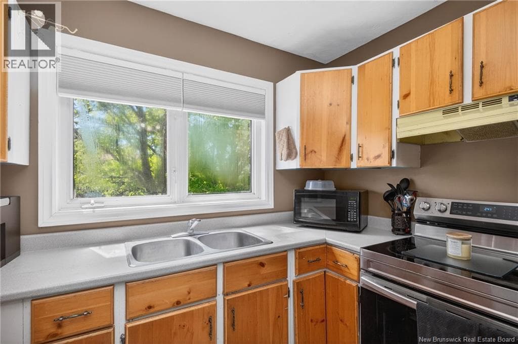 2437 Candace Street, photo 12