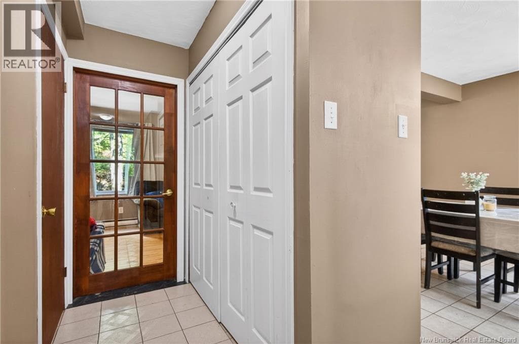 2437 Candace Street, photo 16