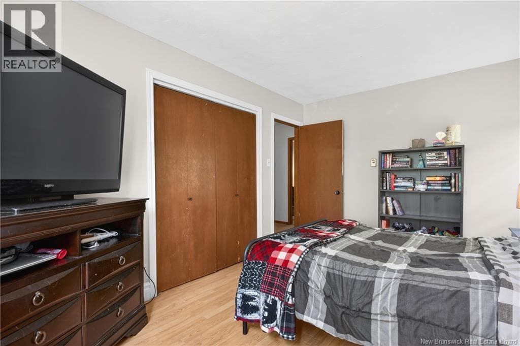 2437 Candace Street, photo 20