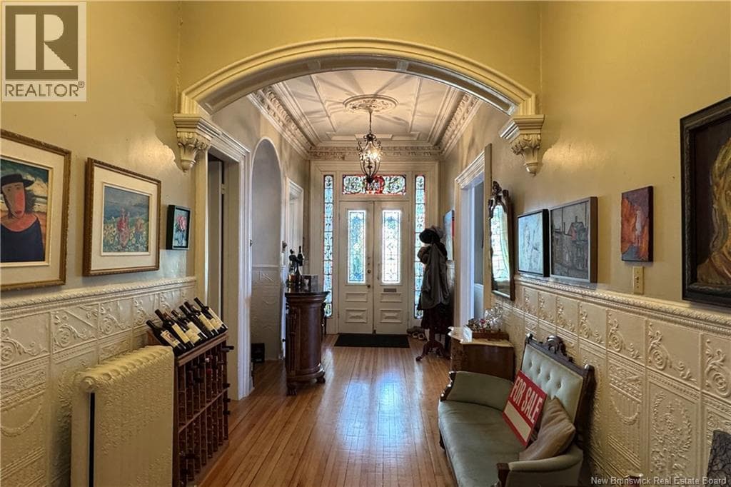2-4 Douglas Avenue, photo 6