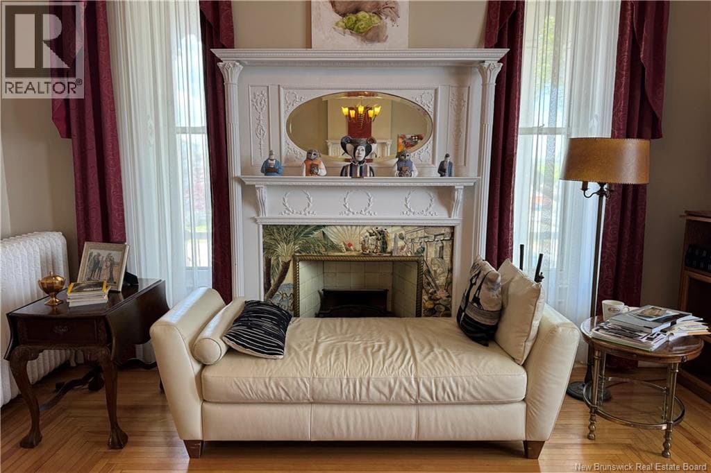 2-4 Douglas Avenue, photo 11