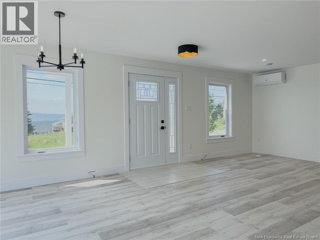76 Squire Drive, photo 9