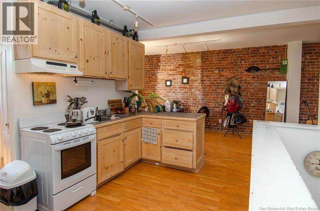 187 Germain Street, photo 8