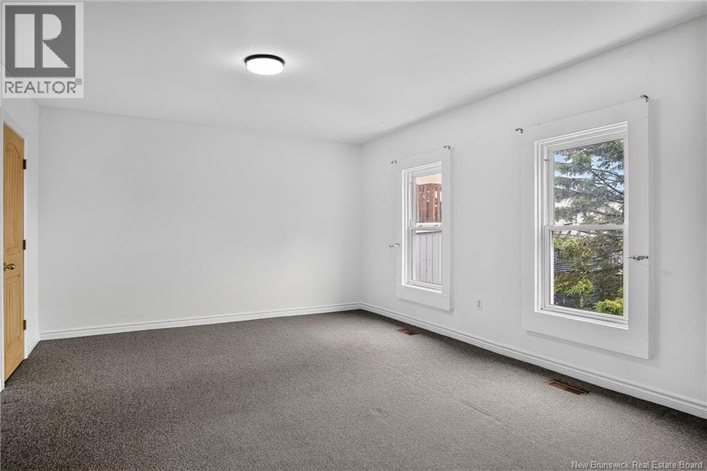 5 Paddock Street, photo 35