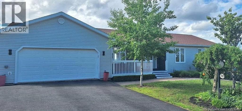38 Edgemount Dr