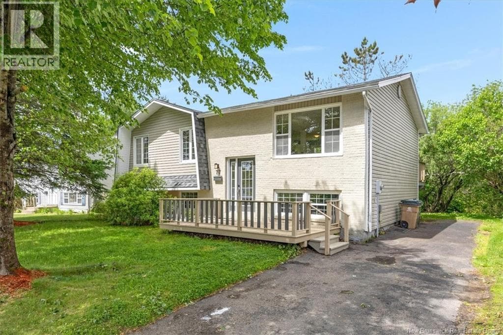 77 Varsity Street, photo 3