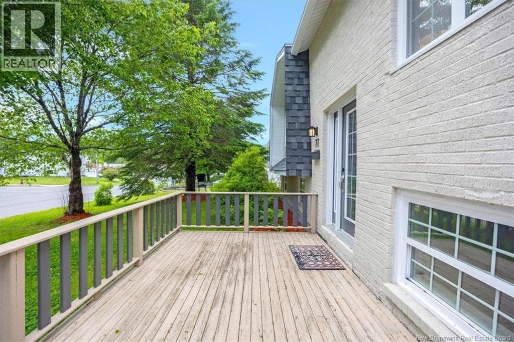 77 Varsity Street, photo 4