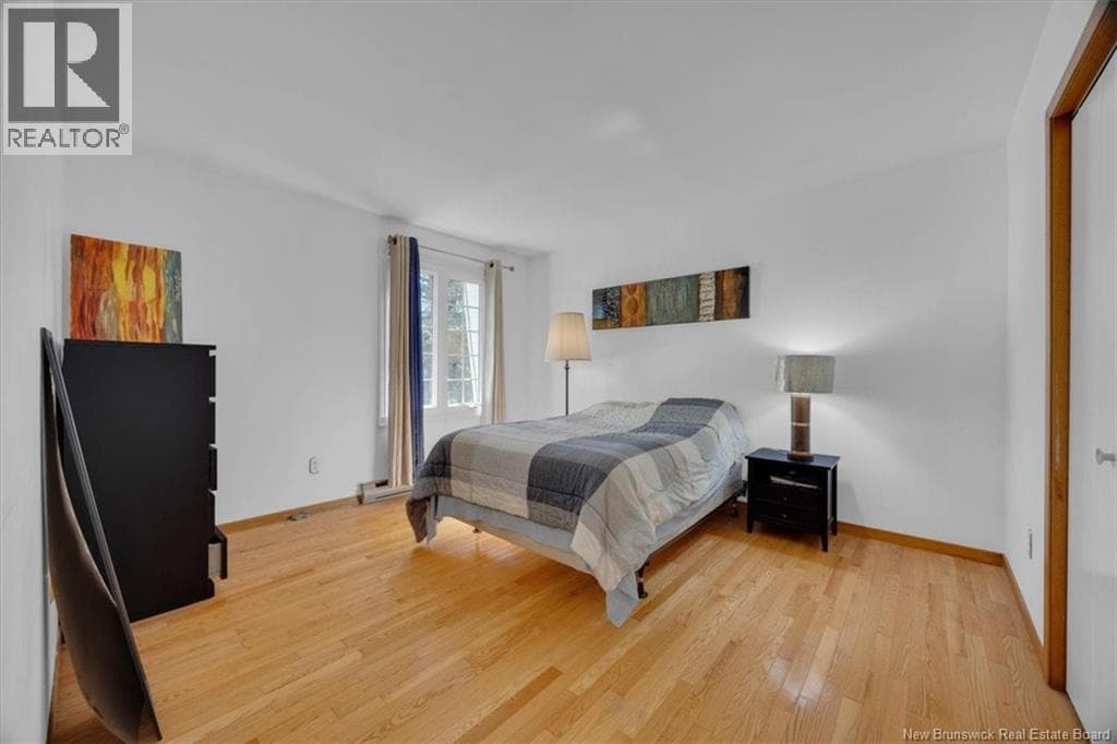 77 Varsity Street, photo 15