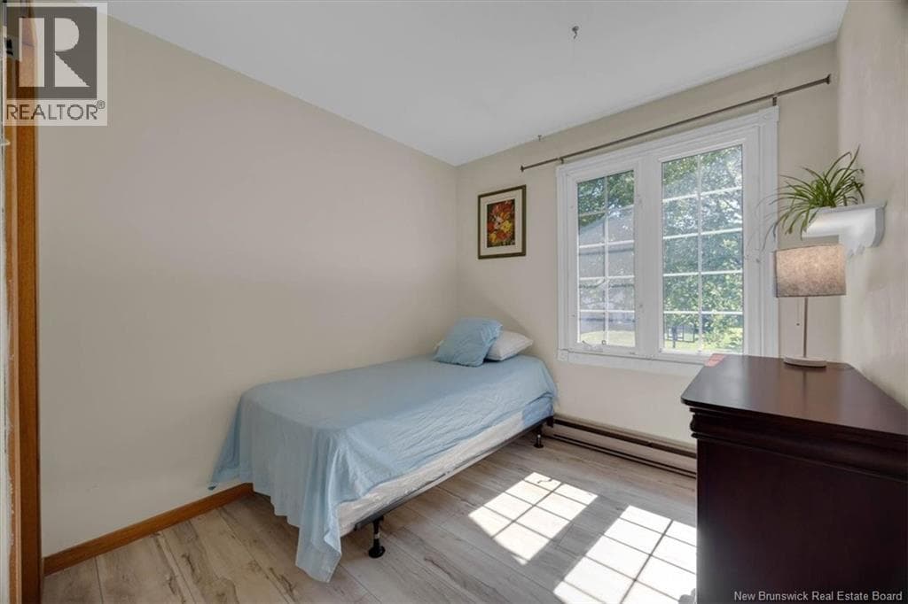 77 Varsity Street, photo 17