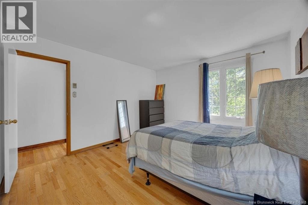 77 Varsity Street, photo 16