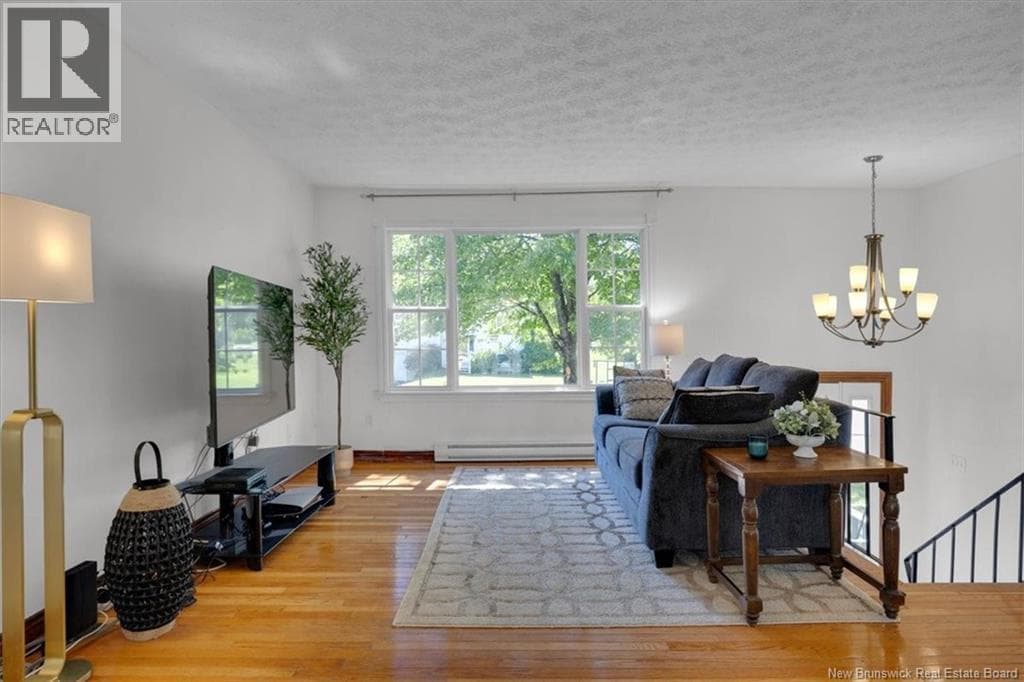 77 Varsity Street, photo 6