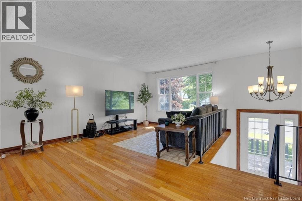 77 Varsity Street, photo 5