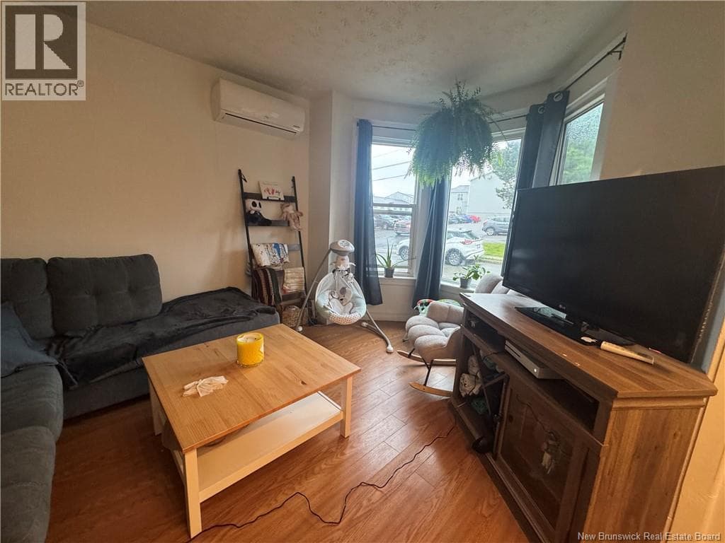 464-466 Olive Street, photo 3