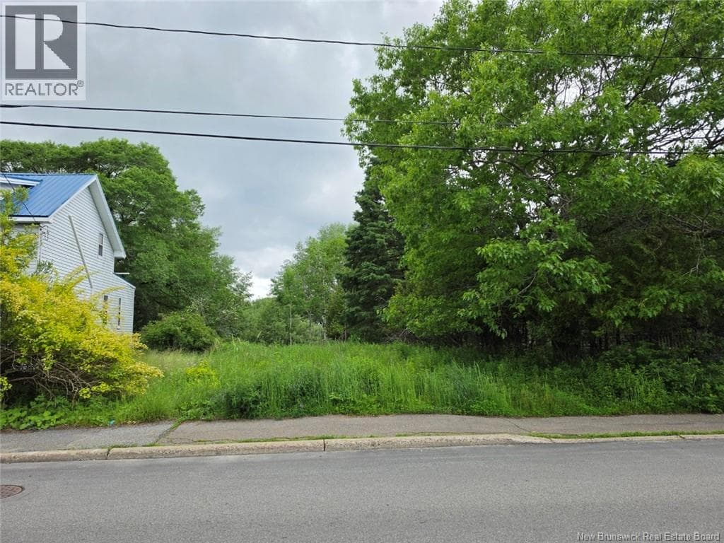 55 Simpson Drive, photo 2