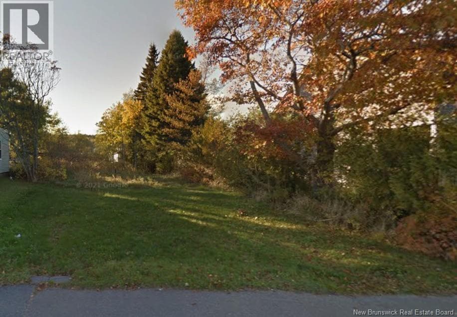 55 Simpson Drive, photo 3