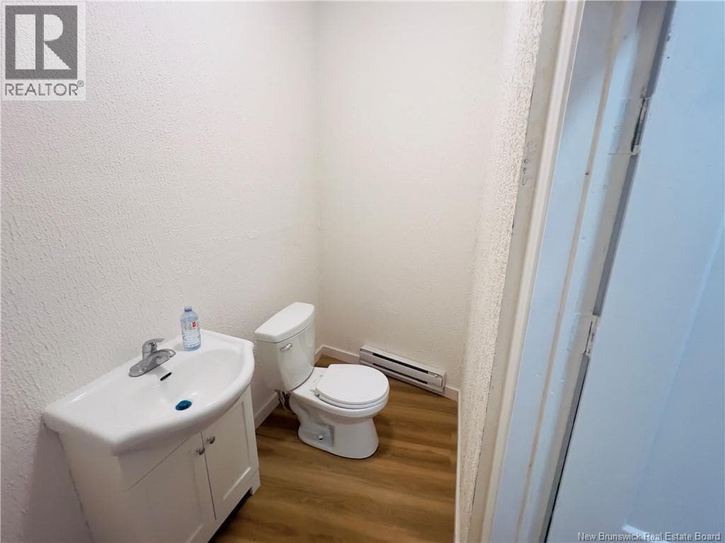 341 Douglas Avenue, photo 14