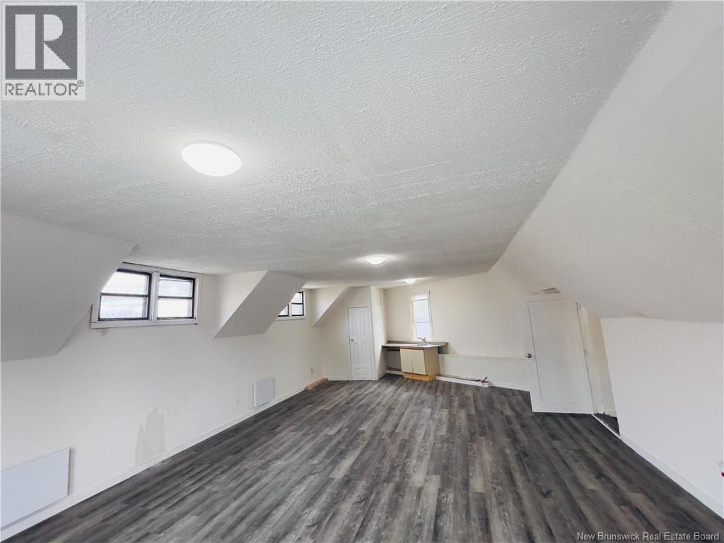 341 Douglas Avenue, photo 34