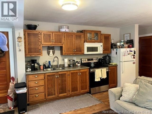 440 Woolastook Drive, photo 6