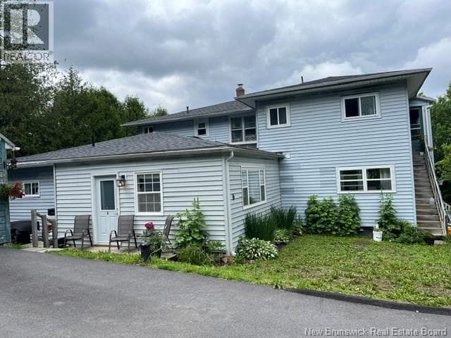 440 Woolastook Drive, photo 2