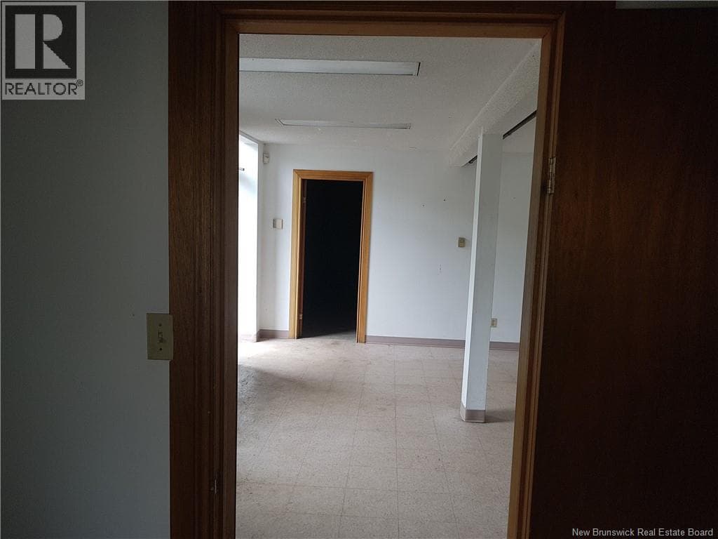 48 Hatheway Crescent Unit# 1, photo 5