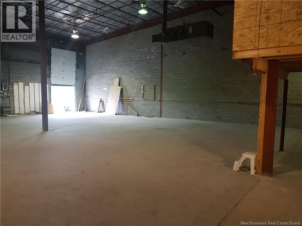48 Hatheway Crescent Unit# 1, photo 9
