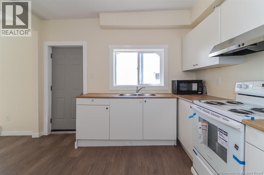 204-206 St. James W Street, photo 12