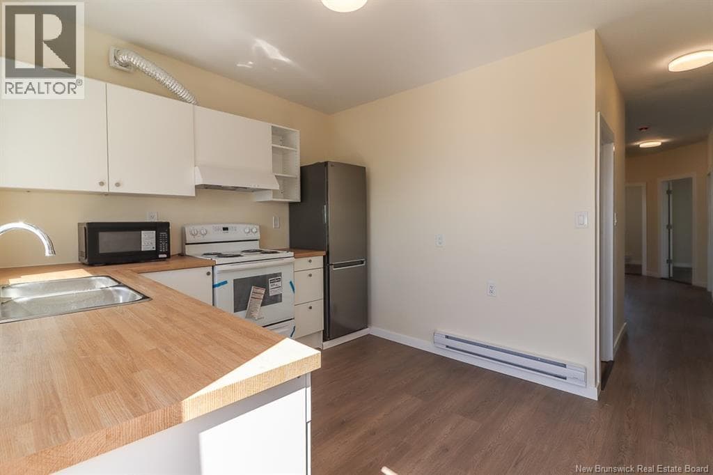 204-206 St. James W Street, photo 29