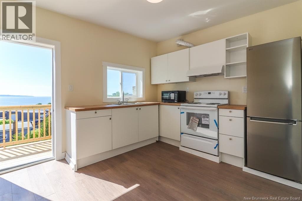 204-206 St. James W Street, photo 45