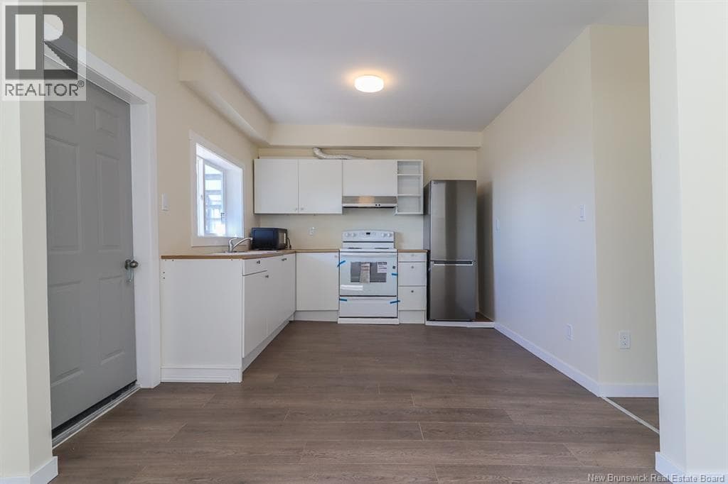 204-206 St. James W Street, photo 9