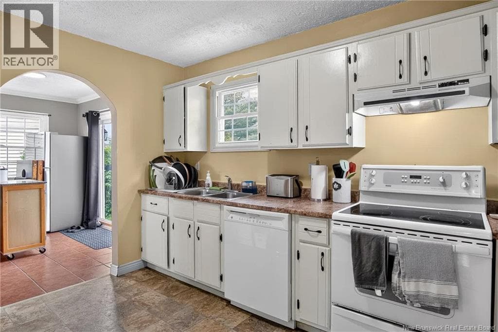 4 Avon Court, photo 11