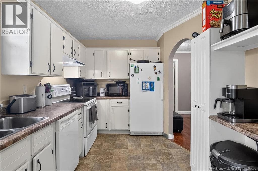 4 Avon Court, photo 9