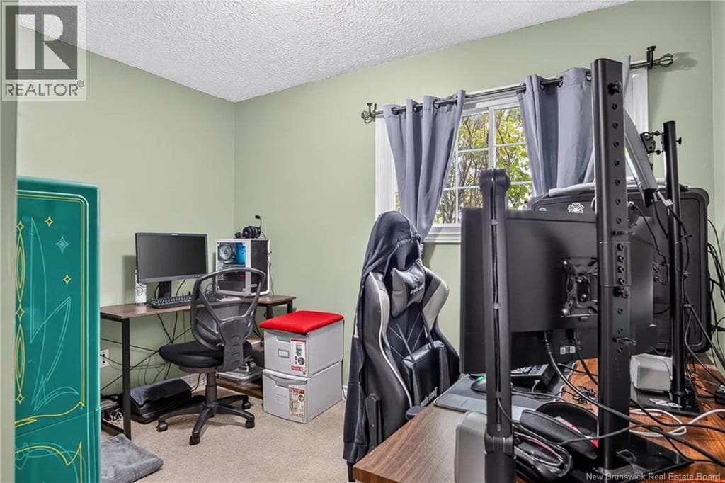 4 Avon Court, photo 13