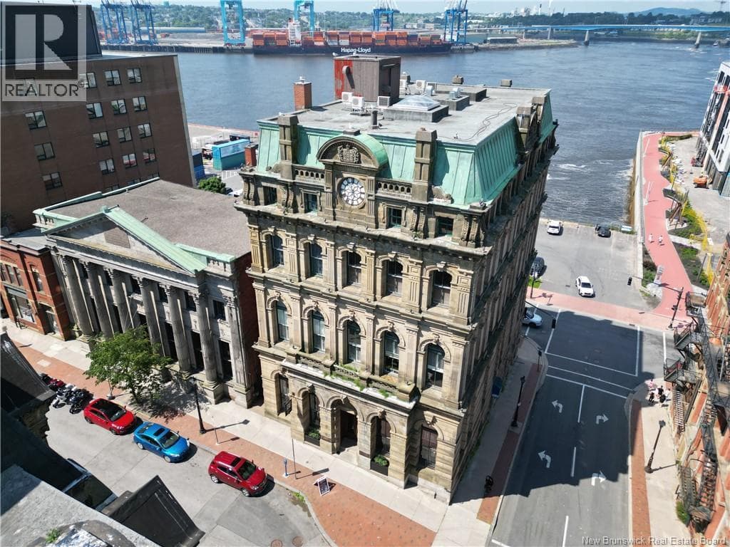 115 Prince Willliam Street Unit# 201